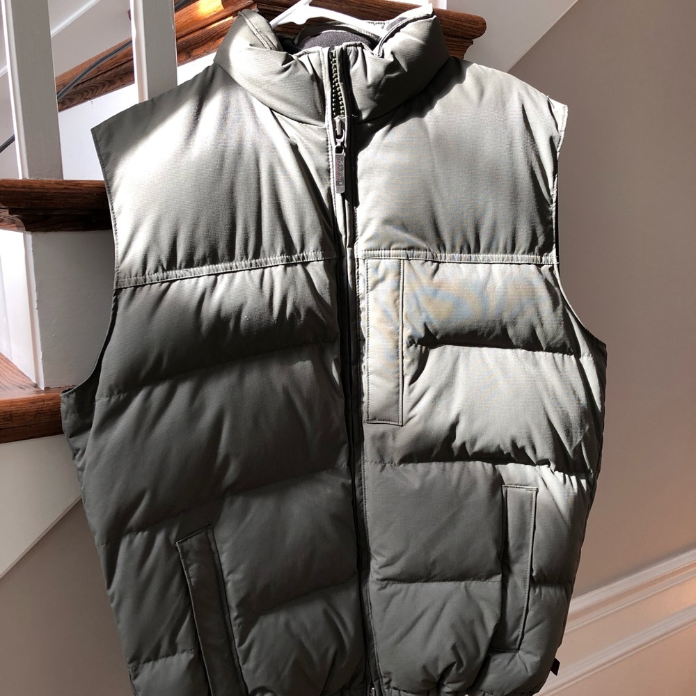Olive green Woolrich puffer vest